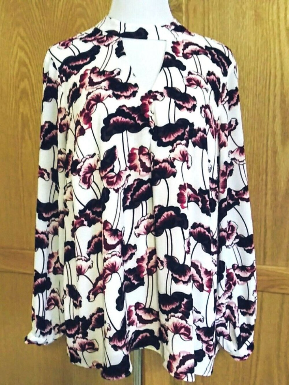 Carolina Belle Floral Blouse Plus 1X Keyhole Burgundy Cream Long Slv Stretch NWT